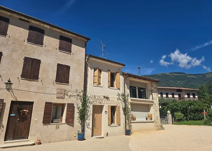 Pensjonat Le Perine 6 3*